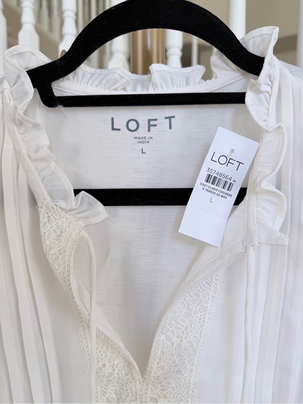 Sleeveless Ruffle-Detail Top - Picture 4 of 9